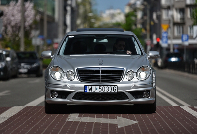 Mercedes-Benz E 63 AMG