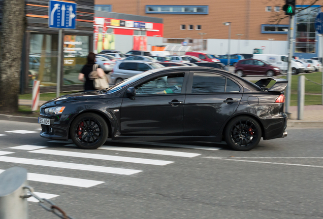 Mitsubishi Lancer Evolution X