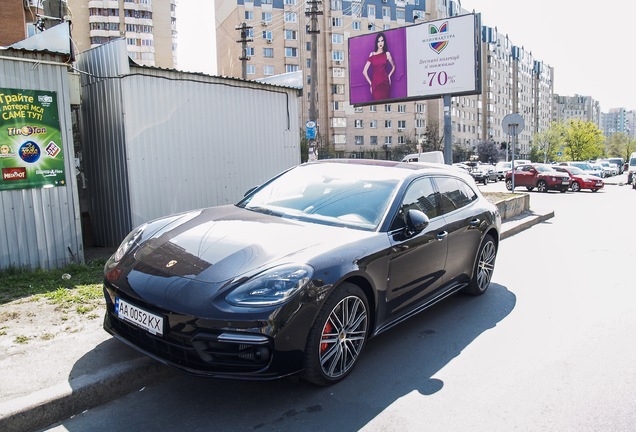 Porsche 971 Panamera Turbo Sport Turismo