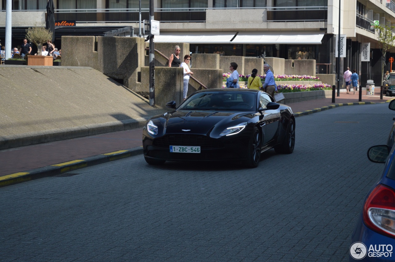 Aston Martin DB11