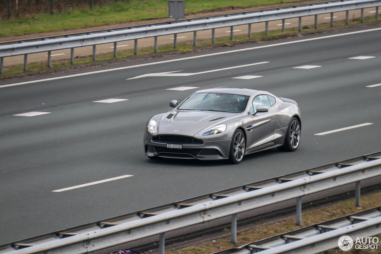 Aston Martin Vanquish 2013