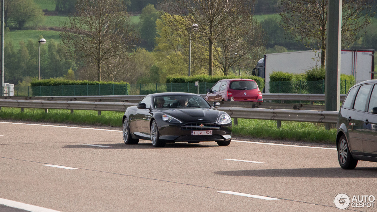 Aston Martin Virage 2011