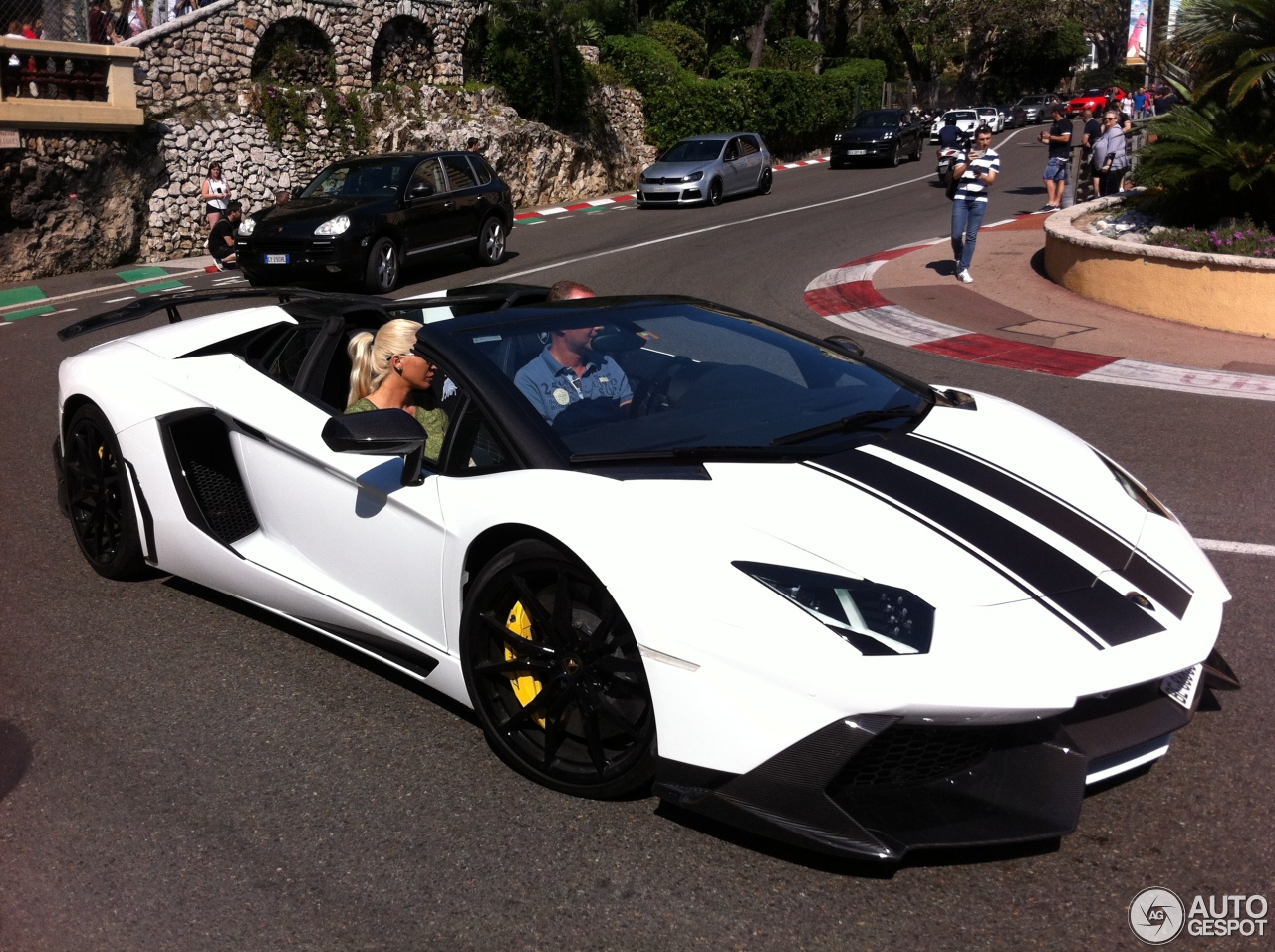 Lamborghini Aventador LP700-4 Roadster MVM Automotive Design