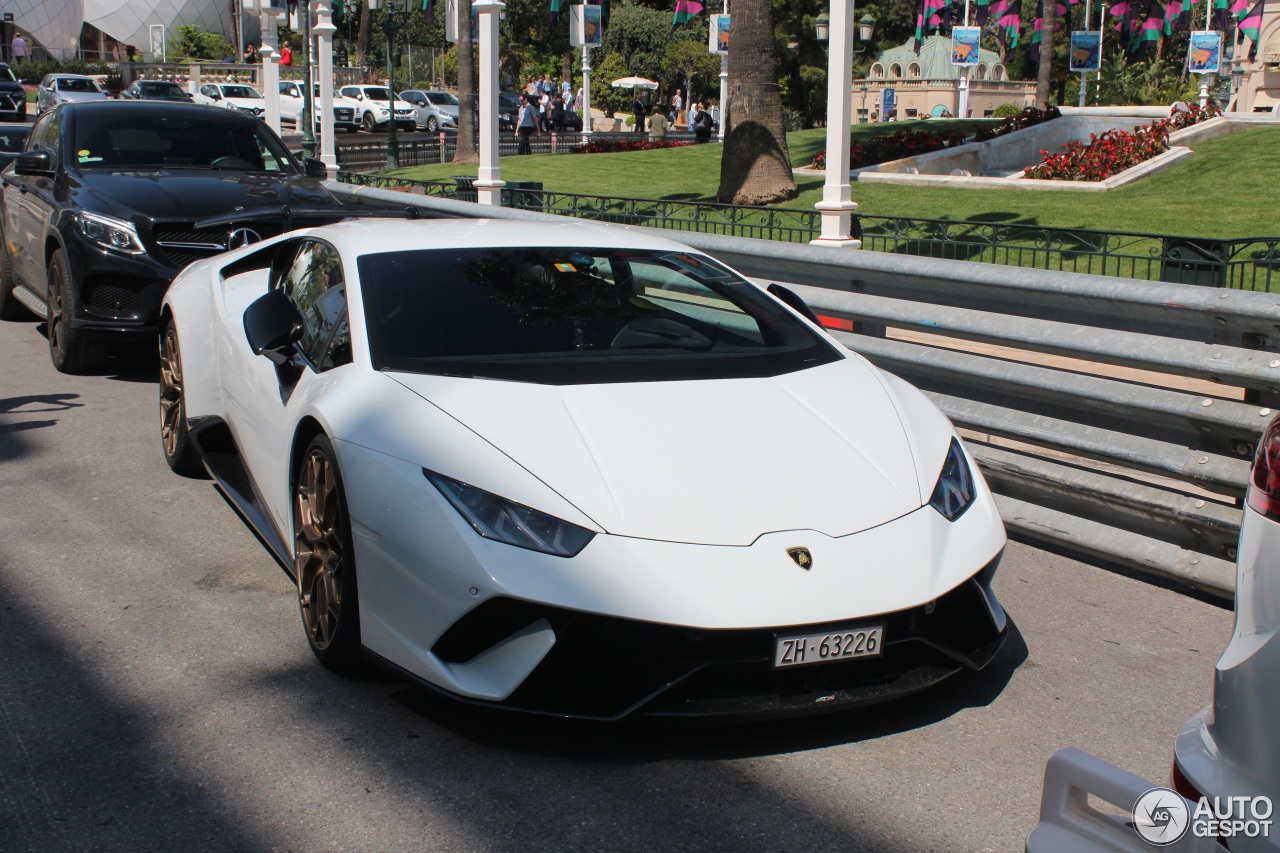 Lamborghini Huracán LP640-4 Performante