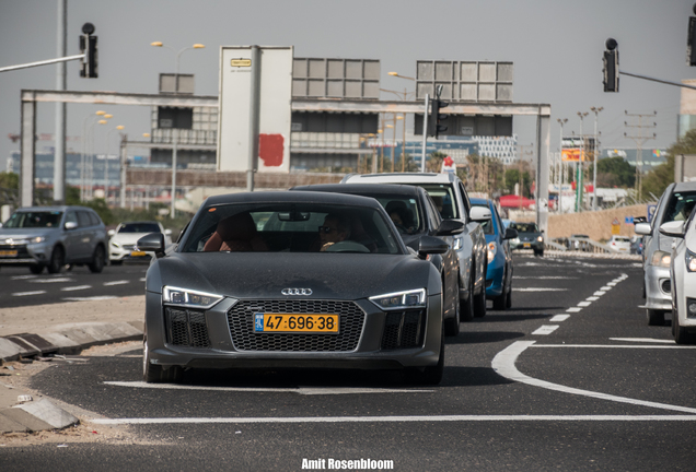 Audi R8 V10 2015