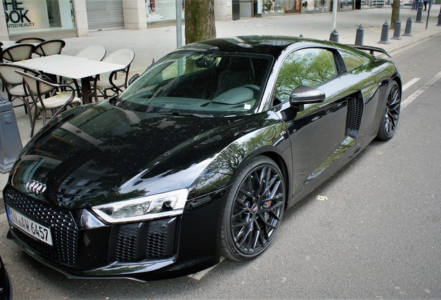 Audi R8 V10 Plus 2015