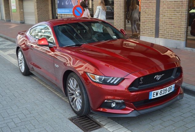 Ford Mustang GT 2015