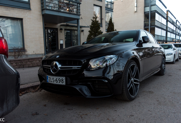 Mercedes-AMG E 63 S W213