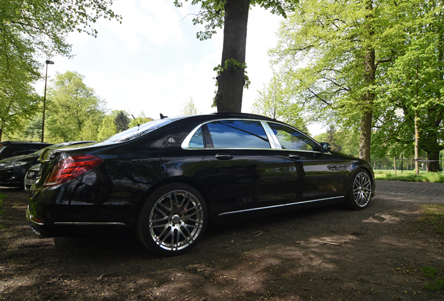 Mercedes-Maybach Brabus 900 Rocket