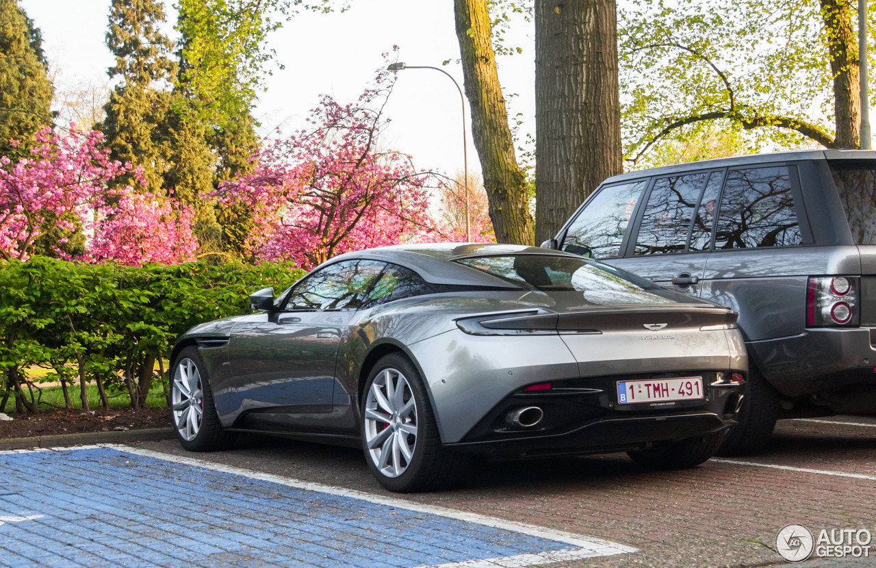 Aston Martin DB11 V8