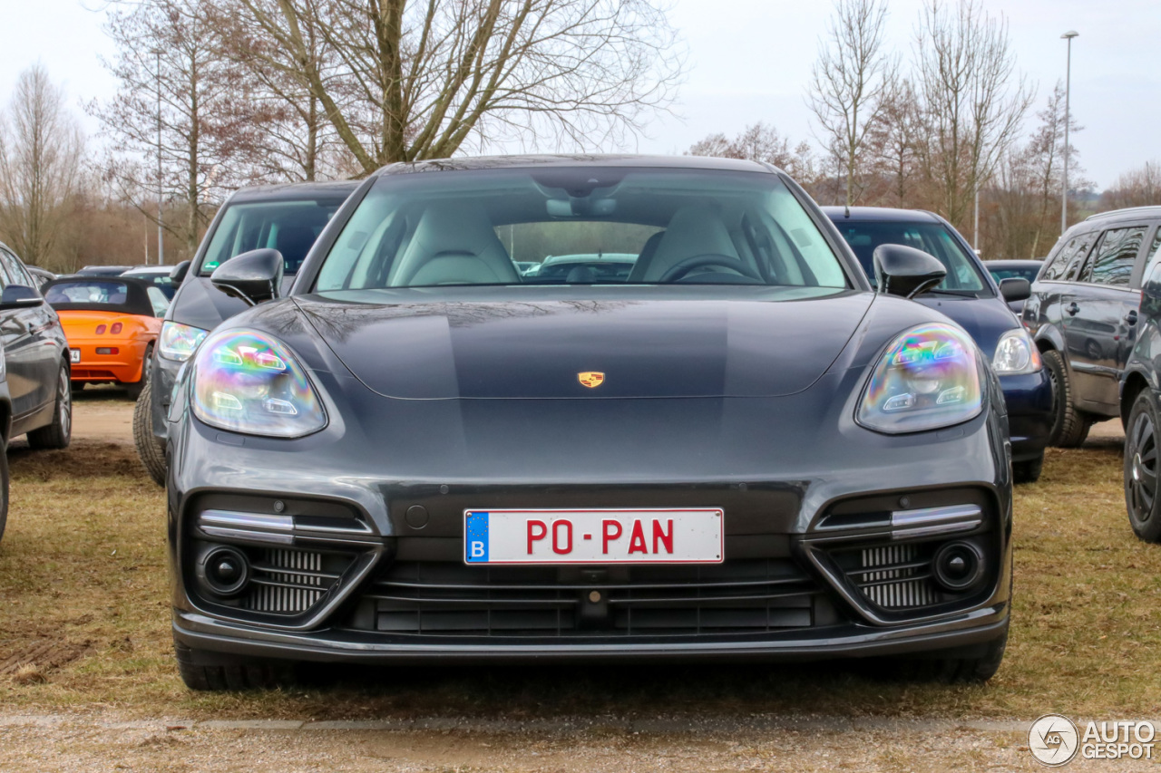 Porsche 971 Panamera Turbo S E-Hybrid