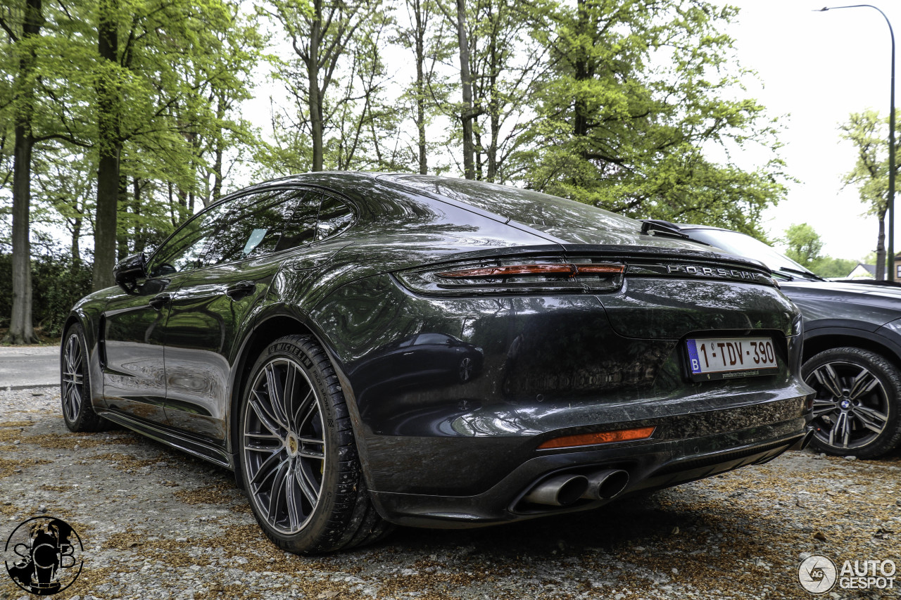 Porsche 971 Panamera Turbo S E-Hybrid