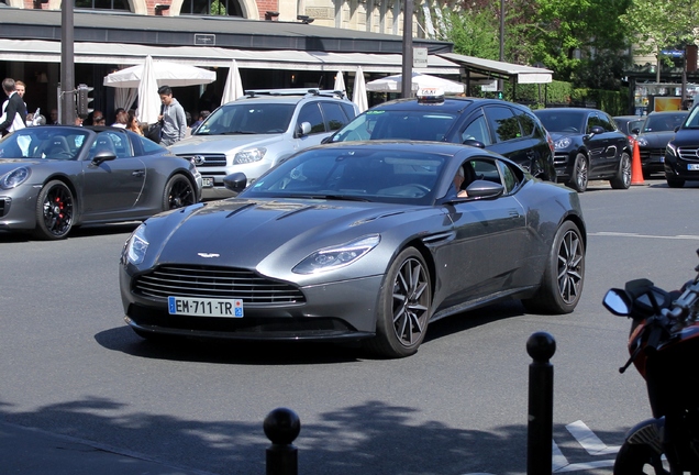 Aston Martin DB11