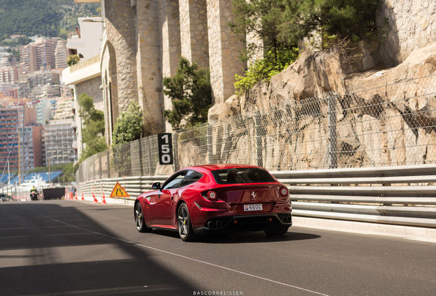 Ferrari FF