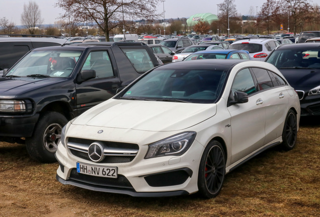 Mercedes-Benz CLA 45 AMG Shooting Brake