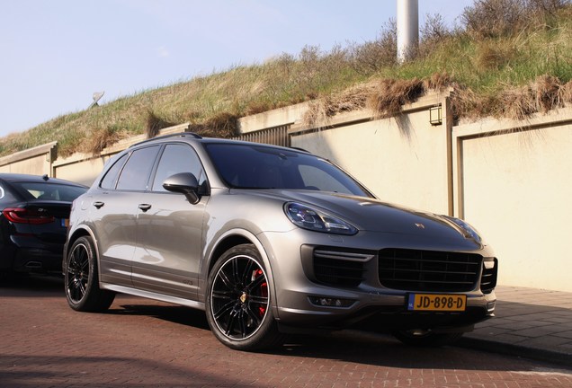 Porsche 958 Cayenne GTS MkII