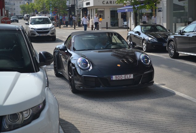 Porsche 991 Carrera 4 GTS Cabriolet MkII