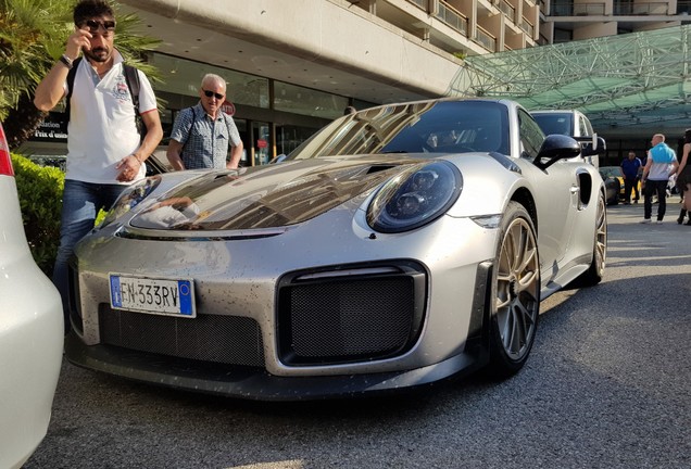 Porsche 991 GT2 RS Weissach Package