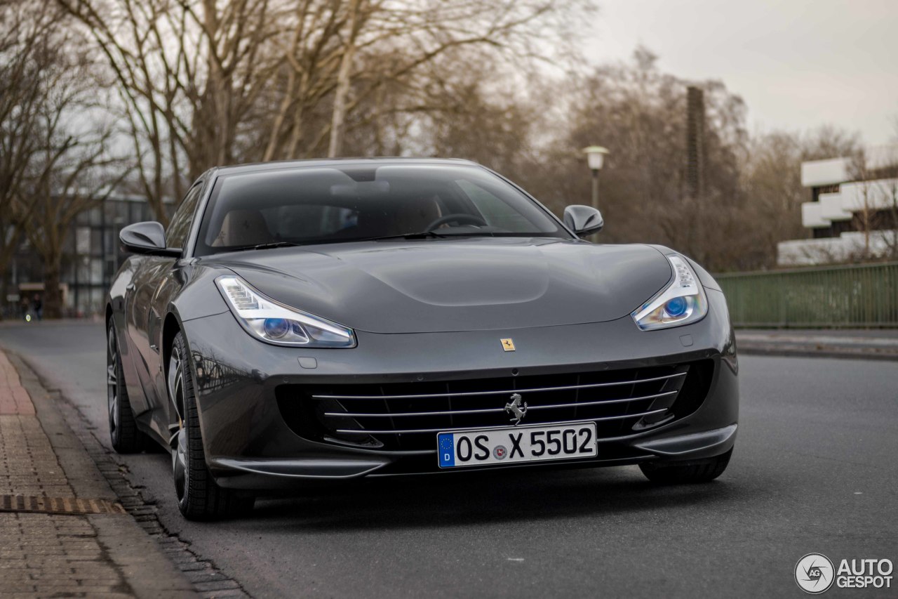 Ferrari GTC4Lusso