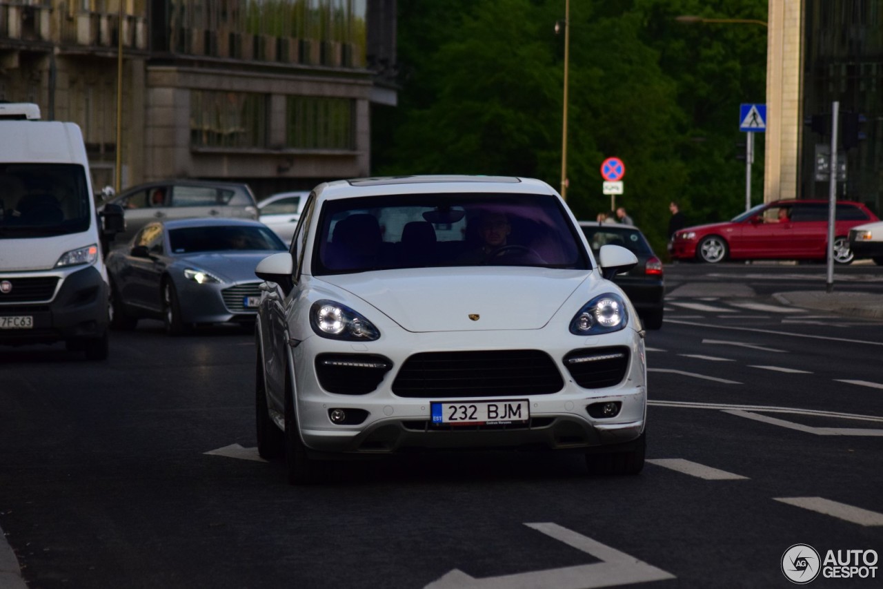 Porsche 958 Cayenne GTS