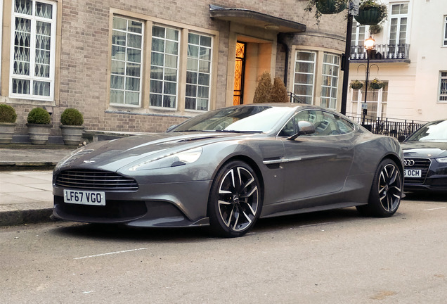 Aston Martin Vanquish S 2017