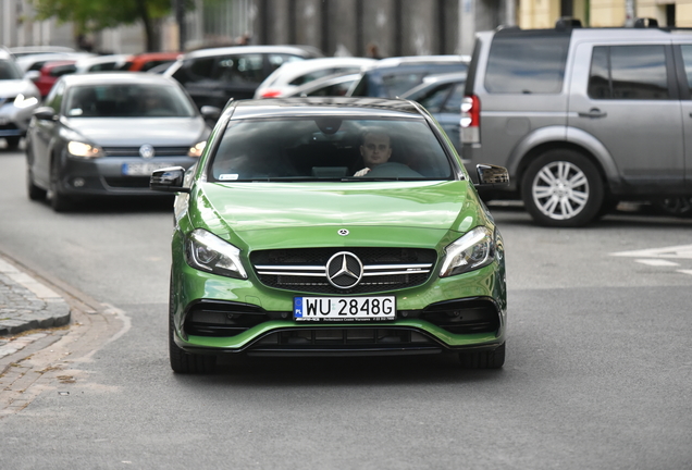 Mercedes-AMG A 45 W176 2015