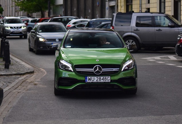 Mercedes-AMG A 45 W176 2015