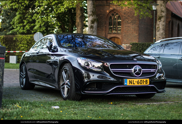 Mercedes-AMG S 63 Coupé C217