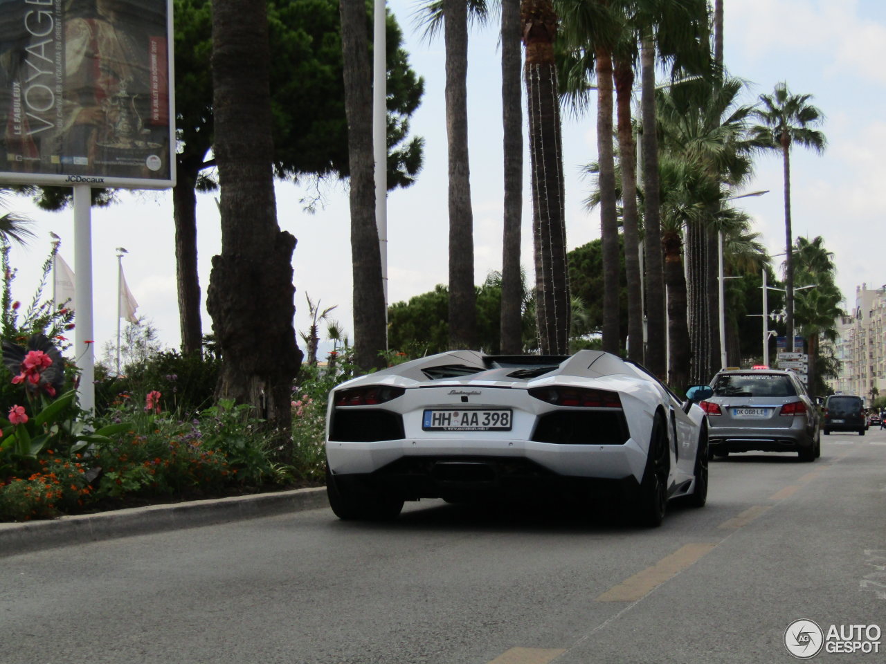 Lamborghini Aventador LP700-4 Roadster Pirelli Edition