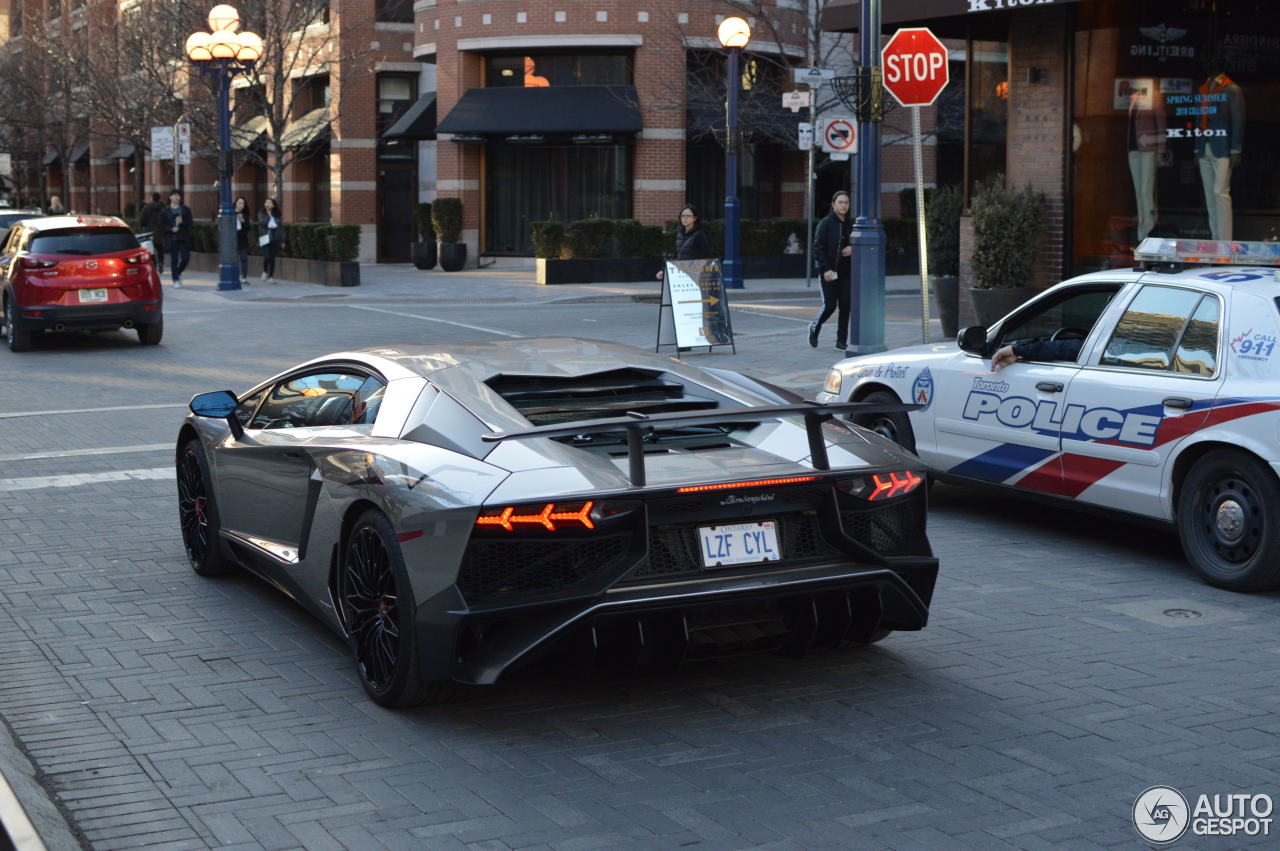 Lamborghini Aventador LP750-4 SuperVeloce