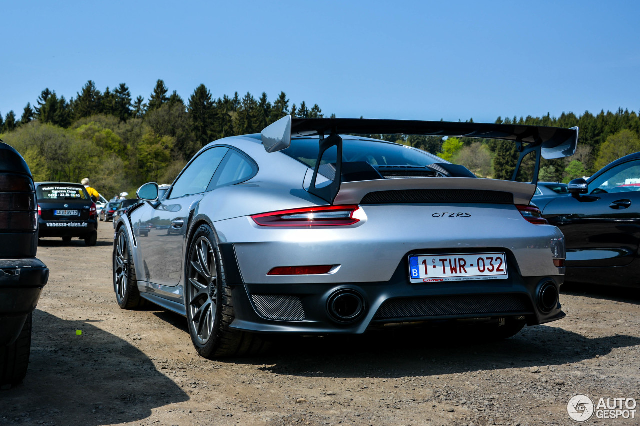 Porsche 991 GT2 RS Weissach Package