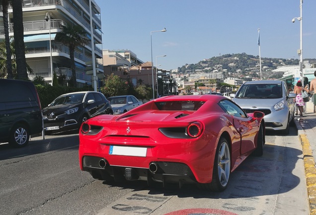 Ferrari 488 Spider