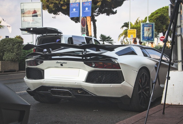 Lamborghini Aventador LP700-4 Roadster Vorsteiner Zaragoza