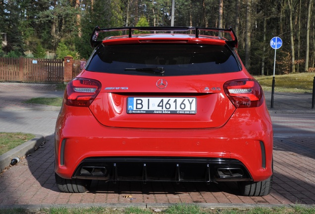 Mercedes-AMG A 45 W176 2015