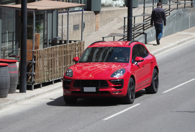 Porsche 95B Macan Turbo