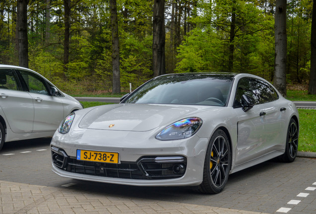 Porsche 971 Panamera Turbo S E-Hybrid Executive