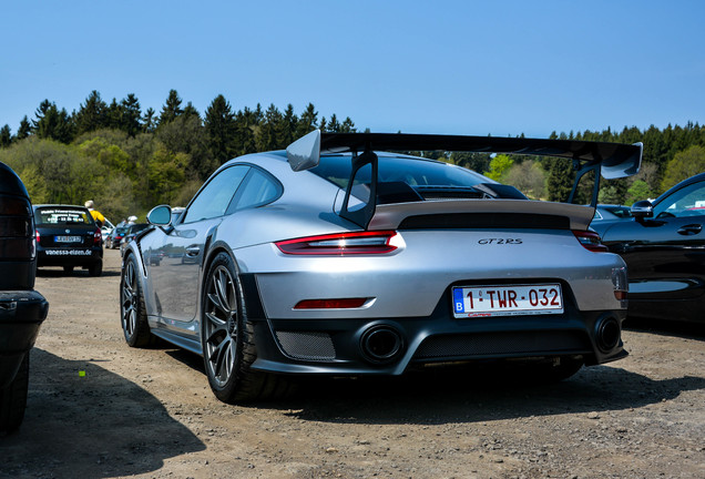 Porsche 991 GT2 RS Weissach Package