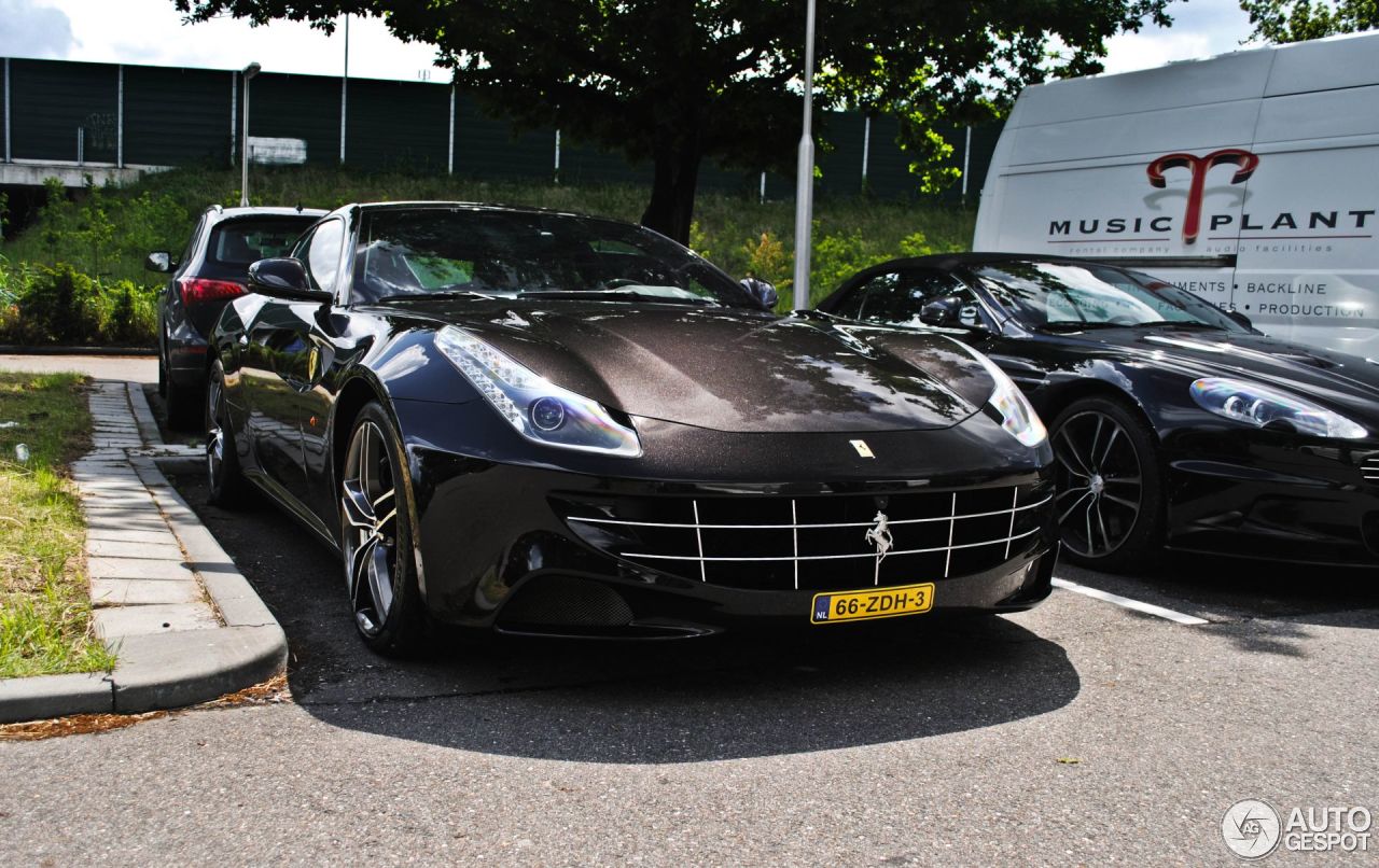 Ferrari FF