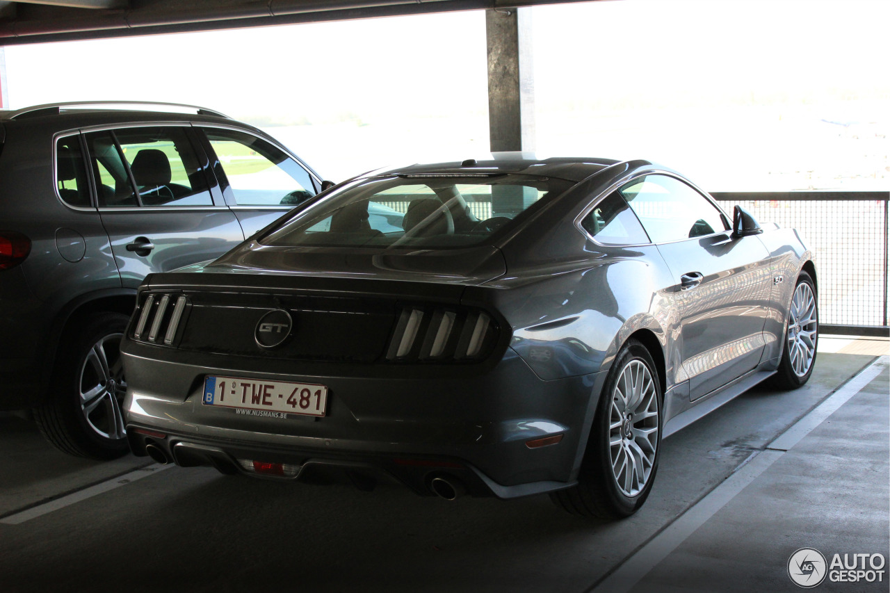 Ford Mustang GT 2015