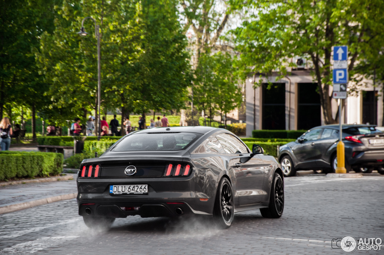 Ford Mustang GT 2015