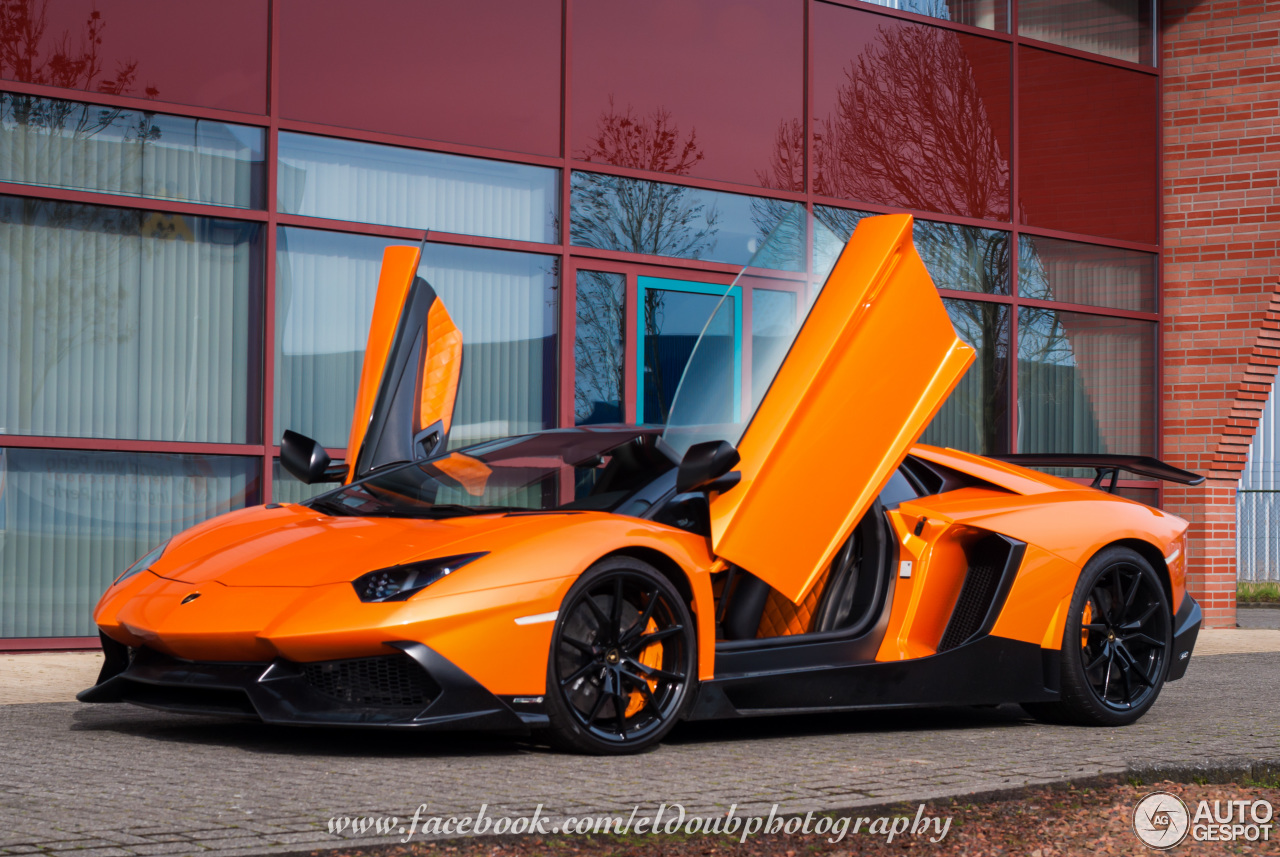 Lamborghini Aventador LP700-4 Roadster