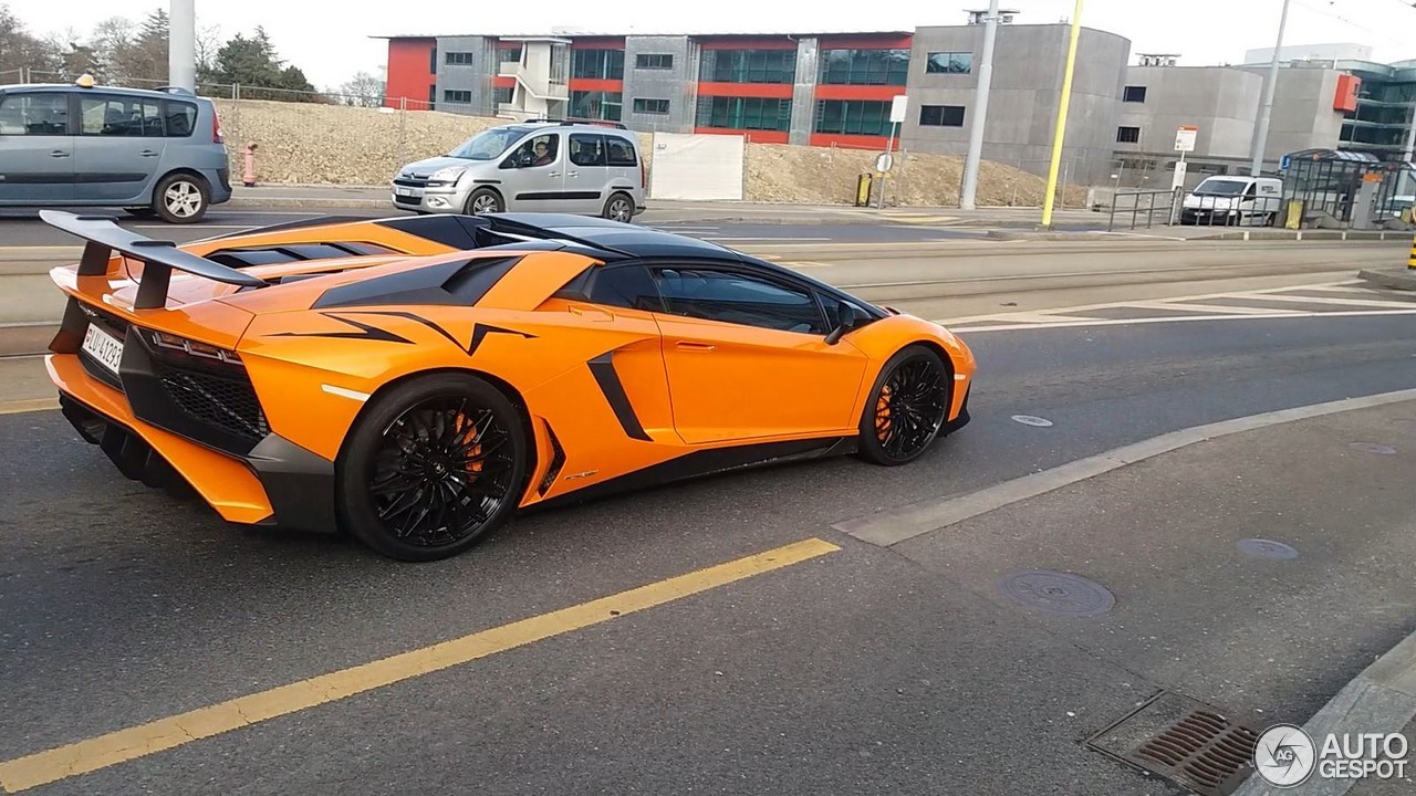 Lamborghini Aventador LP750-4 SuperVeloce Roadster