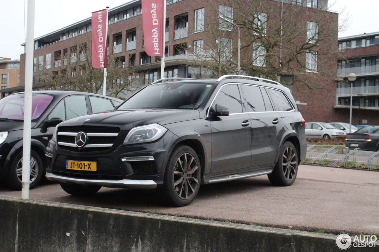 Mercedes-Benz GL 63 AMG X166