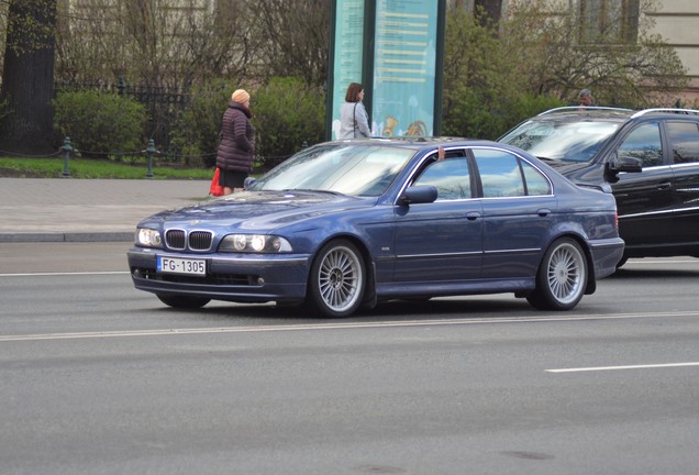 Alpina B10 V8