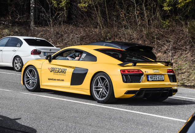 Audi R8 V10 Plus 2015