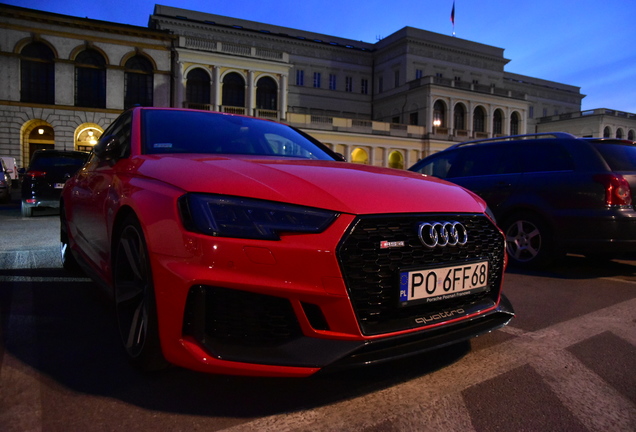 Audi RS4 Avant B9