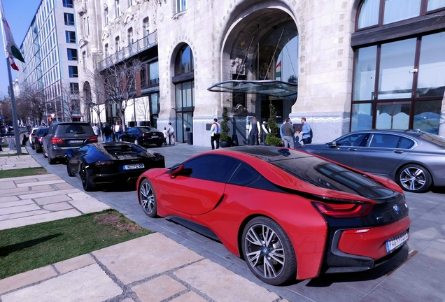 BMW i8 Protonic Red Edition