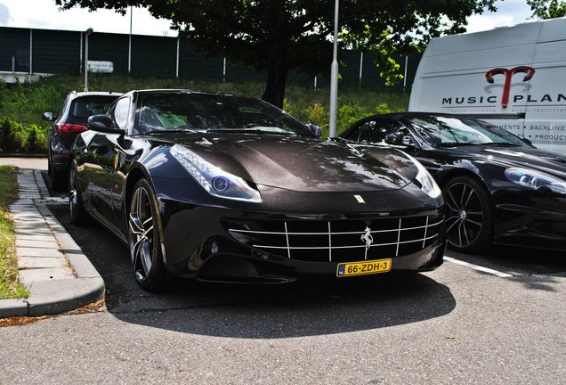 Ferrari FF