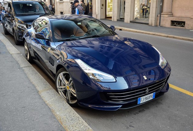 Ferrari GTC4Lusso