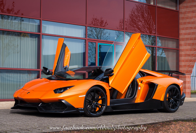 Lamborghini Aventador LP700-4 Roadster